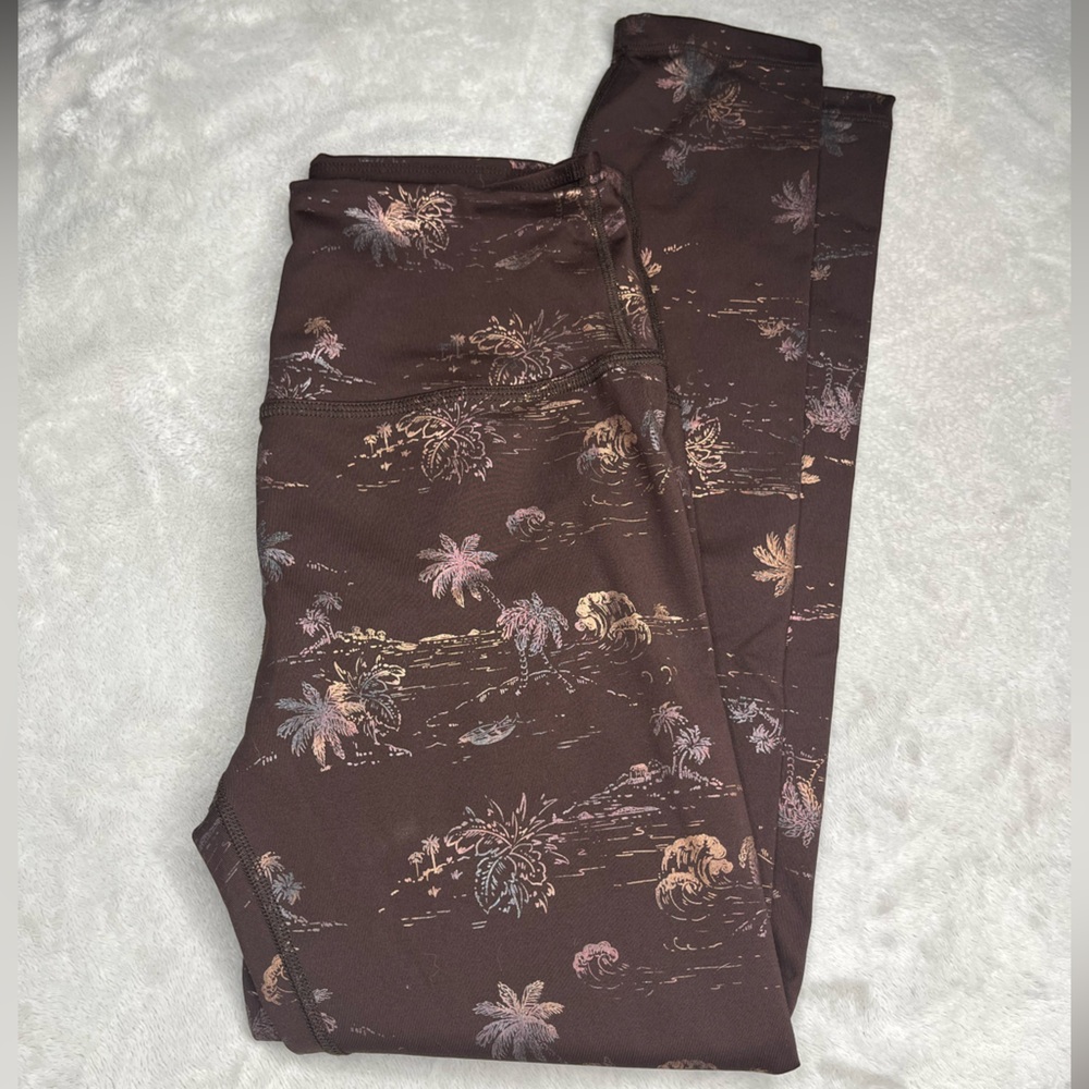 Beyond Yoga Brown Leggings with Subtle Palm Trees / Floral Design size S